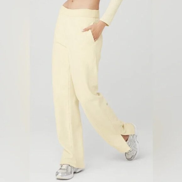 Alo Yoga | High Waist Free Time Straight Leg Sweatpants French Vanilla Size M - Picture 11 of 12